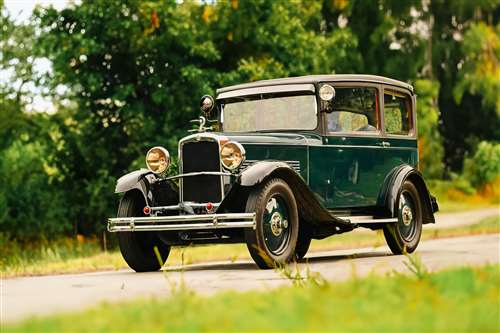 auto pre-1952: via libera alla riproduzione delle targhe storiche