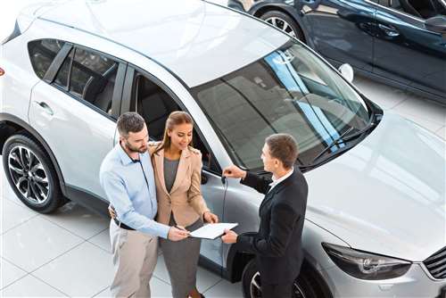 Auto: sempre più centrale per gli italiani