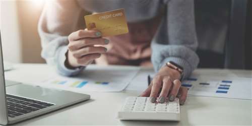 pagamenti con carta in crescita? aumentano anche le frodi