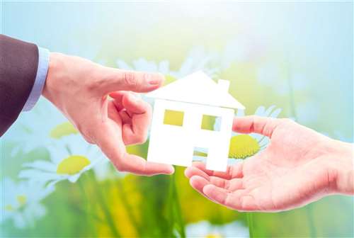Il contratto di mantenimento: la casa in cambio di sostegno