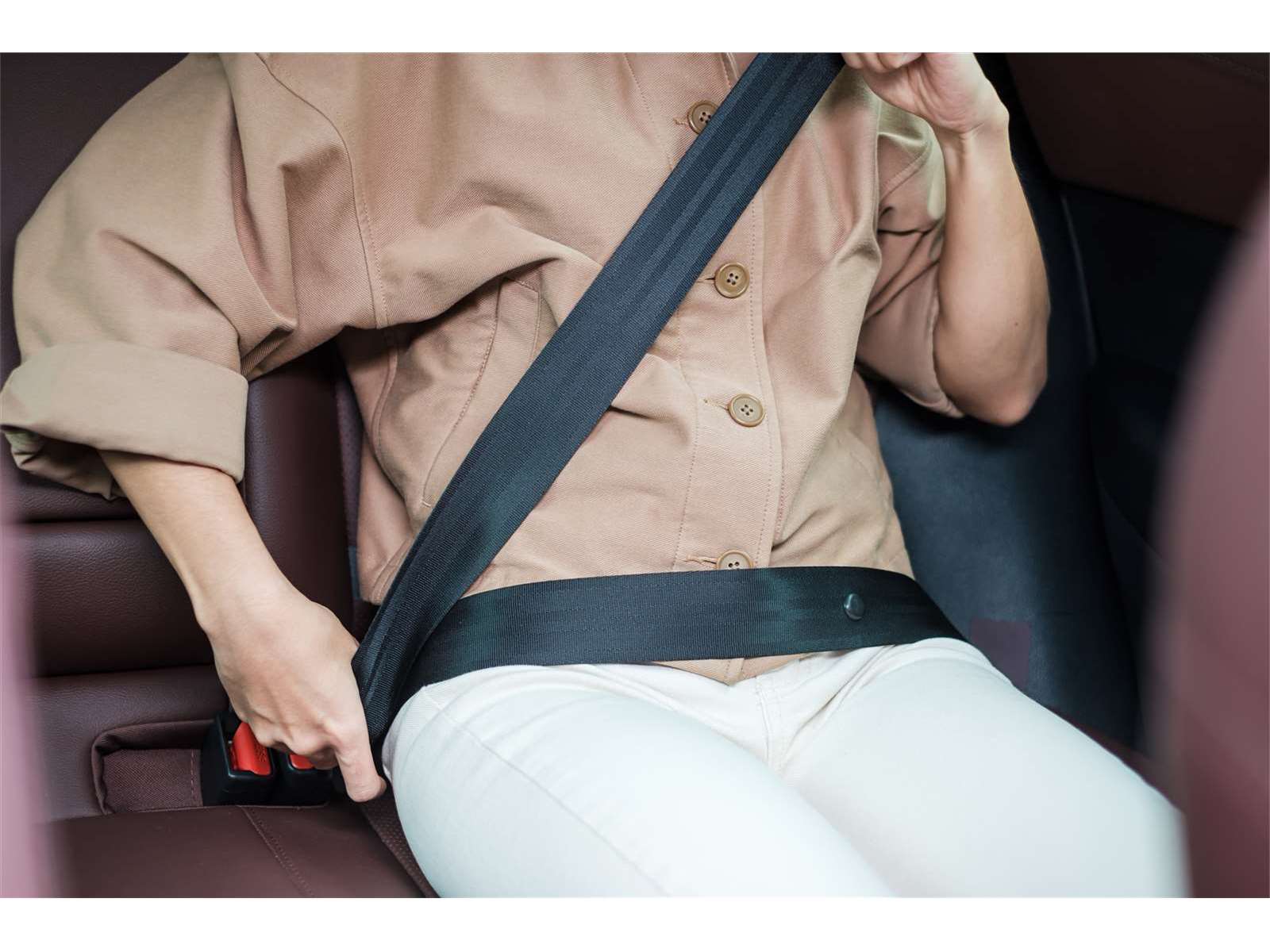 Come cambiare la cintura di sicurezza con il fai da te