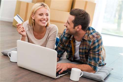 Compro oggi e pago a rate: la formula prende piede tra gli acquisti online