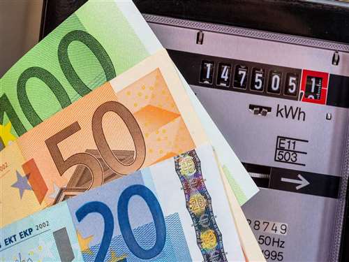 Coronavirus, nuova proroga per il blocco dei distacchi di elettricità, gas e acqua