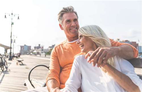 Viaggi e prestiti: gli over 65 fanno da volano alla bassa stagione