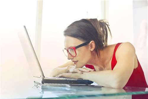 Gli italiani conoscono il valore di fibra e 5G? Sembra di no