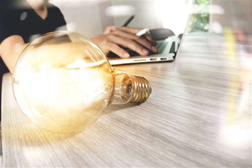 windtre unisce energia, connessione e iphone nella prima offerta bundle di questo tipo in italia