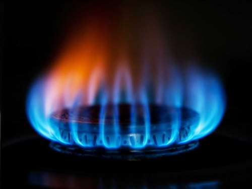 Scorte dimezzate, vola il prezzo del gas: cosa accade a febbraio 2025