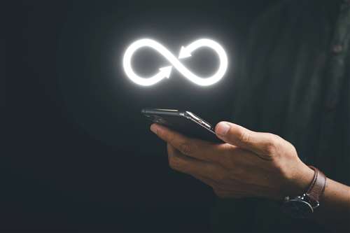 utenti mobile heavy user e possibili limitazioni alle offerte illimitate: cosa sta succedendo