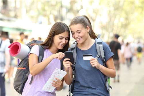 Novità per chi viaggia con CoopVoce: tutti i Giga ora sono disponibili in Roaming