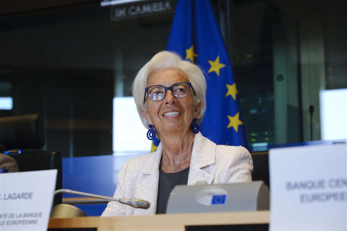 christine lagarde alla riunione bce