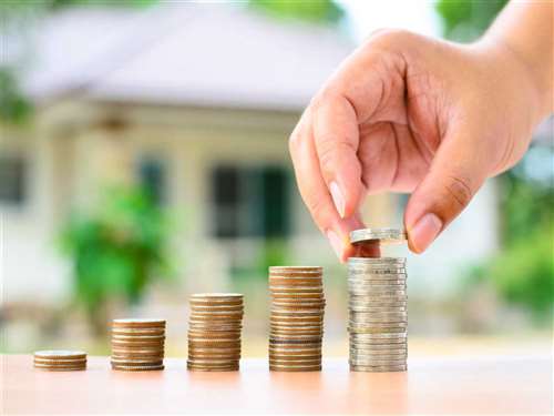 Famiglie: in arrivo una stangata autunnale da 2.493 euro