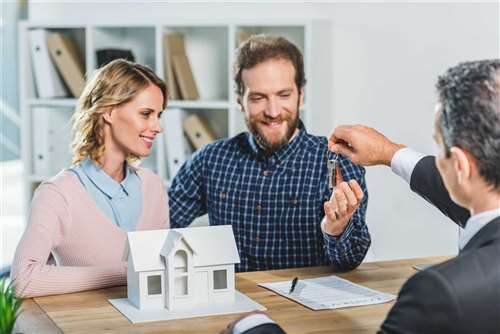 Mutuo Under 46 di Intesa Sanpaolo: nuove agevolazioni per chi compra casa