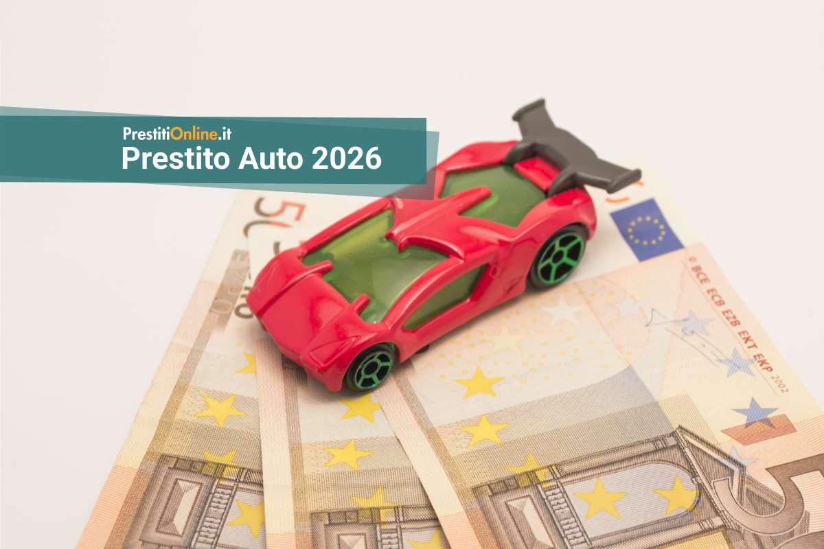banconote da 50 euro e modellino di auto sportiva