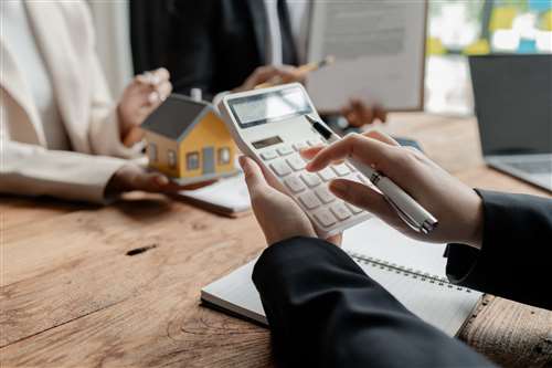 Quanto costa la rata di un mutuo di 110 mila euro a 30 anni?