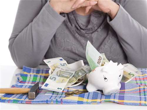 Carovita: spesa delle famiglie cresciuta di 4mila euro in due anni