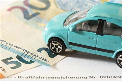 bollo auto in puglia: stop a sanzioni e interessi per chi non ha pagato